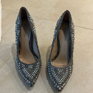 Gianni Bini silver studded heels